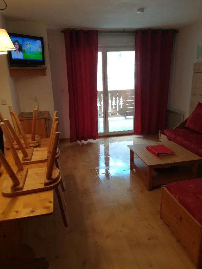 Appartement T3 - 5 Pers - Les Pics D Aran 3* Bagnères-de-Luchon Dış mekan fotoğraf